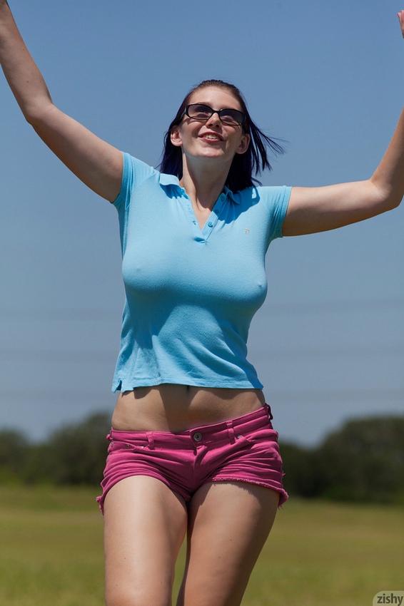 Adorable Nextdoor Girl Parker Mixon 002