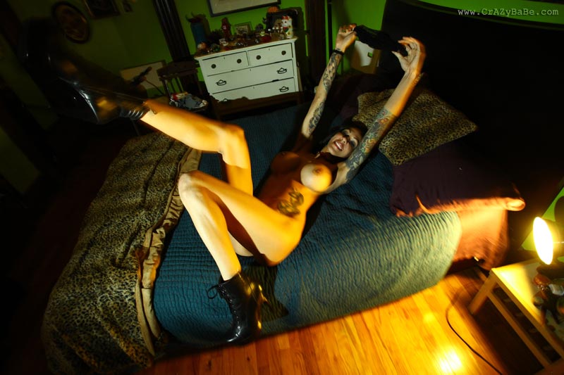 Busty Crazybabe Dharma 010