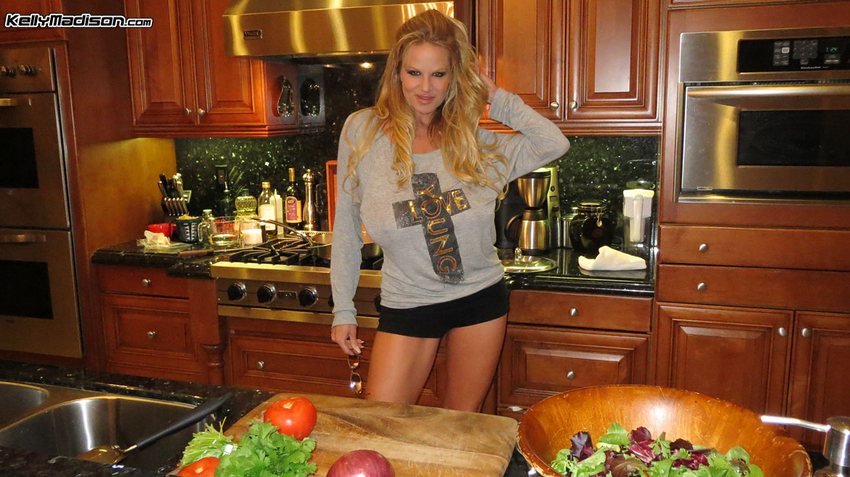Busty Pornstar Kelly Madison Kitchen 001