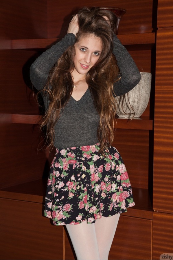 Holly Lebranche Naked In The Bed 007